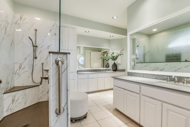 Tucked into the heart of Horseshoe Bay, this beautifully updated - photo 24
