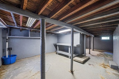 Welcome to this charming 2-bedroom, 2-bath home offering - photo 24