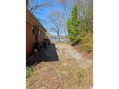 Beautiful 2-bedroom 2 bath home with approximately 400 feet of - photo 26