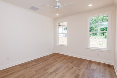 Beech plan with a main level master & each bedroom having a - photo 27