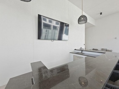 Perched on the 20th floor, this newly completed one-bedroom - photo 29