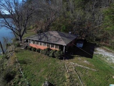 Beautiful 2-bedroom 2 bath home with approximately 400 feet of - photo 30