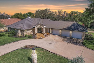 Tucked into the heart of Horseshoe Bay, this beautifully updated - photo 41