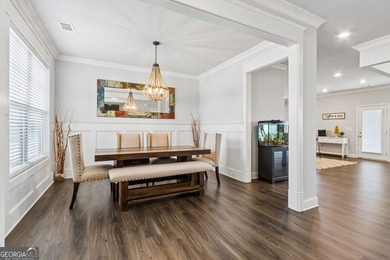 Welcome to this exquisite home situated in the White Oak Park at - photo 15