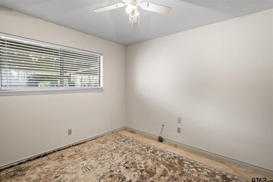 Welcome to your retreat in Holly Lake Ranch, a premier gated - photo 19