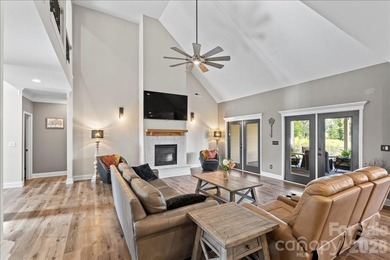 This rare beauty of a home is a MUST see!! An original JR Home - photo 21