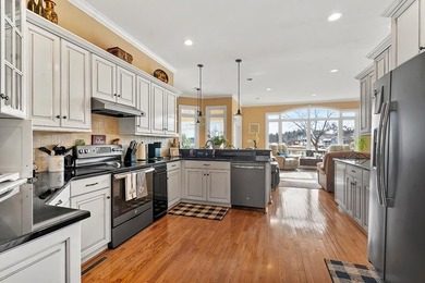 Welcome to 228 Compass Point, a beautifully positioned lakefront - photo 24