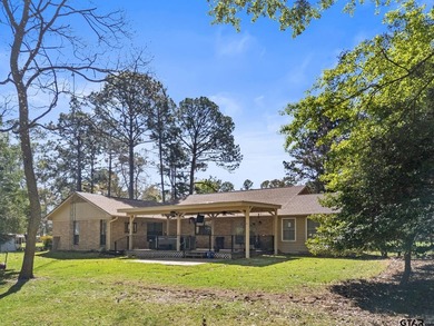 Welcome to your retreat in Holly Lake Ranch, a premier gated - photo 27
