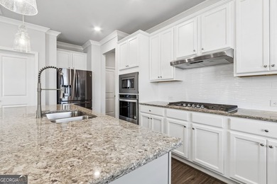 Welcome to this exquisite home situated in the White Oak Park at - photo 32