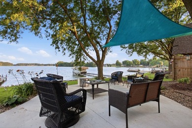 Life is better at the lake! Breathtaking open-water views create - photo 33