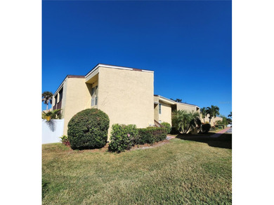 (private lake, pond, coastal) Condo For Sale in Sarasota Florida