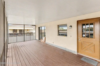 OPPORTUNITY KNOCKING, WILL YOU ANSWER? This 4-PLEX Mix-use - photo 4