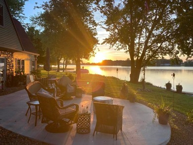 Life is better at the lake! Breathtaking open-water views create - photo 46