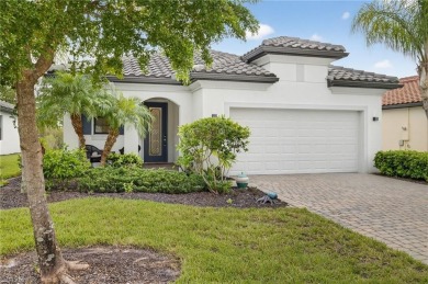 Lake Home For Sale in Fort Myers, Florida
