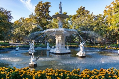 Located just minutes from Downtown Savannah's Historic District - photo 11
