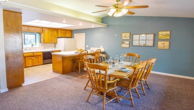 Price Impoved! Welcome Home to Phoenix Lake Park! This single - photo 13