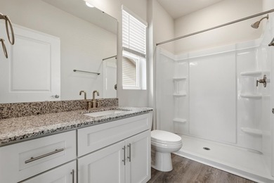 Welcome to this beautifully maintained 3-bedroom, 2-bath home - photo 13