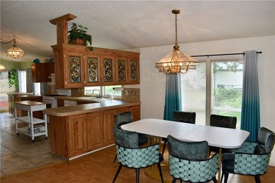 Tucked at the end of a quiet cul-de-sac, this FURNISHED - photo 13