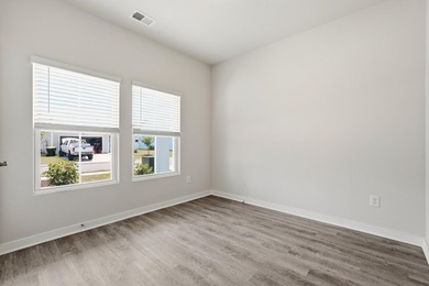 Welcome to this beautifully maintained 3-bedroom, 2-bath home - photo 15
