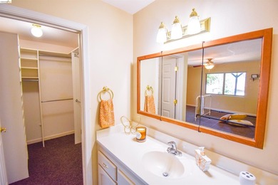 Price Impoved! Welcome Home to Phoenix Lake Park! This single - photo 28