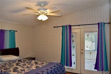 Tucked at the end of a quiet cul-de-sac, this FURNISHED - photo 28
