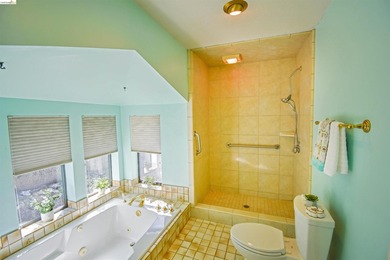 Price Impoved! Welcome Home to Phoenix Lake Park! This single - photo 30
