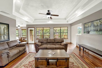 Fully furnished, new covered waterfront deck, fresh exterior - photo 9