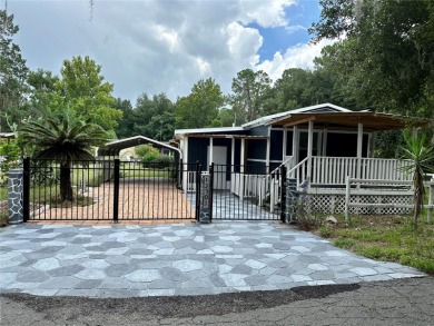 Lake Weir Home Sale Pending in Ocklawaha Florida