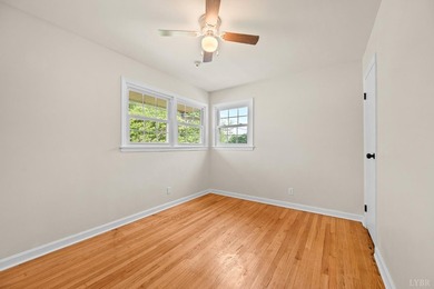 Price Revise! Welcome to 140 Moorman Drive! This beautifully - photo 15