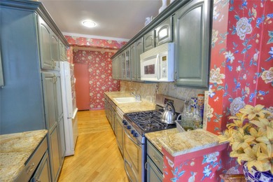 Rarely available TOP (4th) FLOOR 2 Bedroom, 2 Bath residence in - photo 16