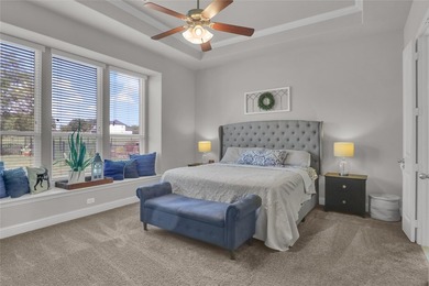 Sophisticated residence situated just off the tee of the golf - photo 16