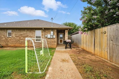 Rare Slaton Gem! This meticulously maintained 3-bed, 2.5-bath