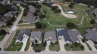 Sophisticated residence situated just off the tee of the golf - photo 36
