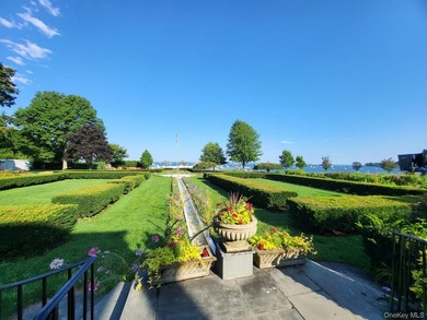 Rarely available TOP (4th) FLOOR 2 Bedroom, 2 Bath residence in - photo 37