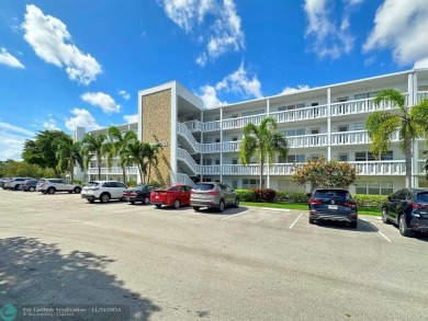 (private lake, pond, creek) Condo For Sale in Deerfield Beach Florida