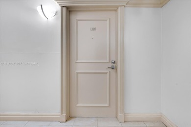 The perfect beachfront apartment. Beautifully renovated 1.5BR /