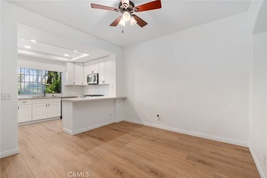 Welcome to effortless living in the heart of Rancho Santa - photo 6
