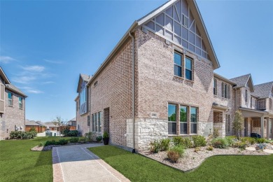 Lake Townhome/Townhouse Off Market in Arlington, Texas
