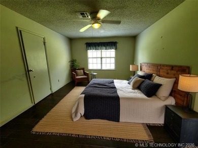 LONGTOWN ESTATES HOME WITH ACCESS TO THE WATER! Come home to - photo 33