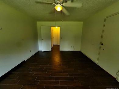 LONGTOWN ESTATES HOME WITH ACCESS TO THE WATER! Come home to - photo 35