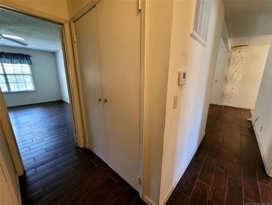 LONGTOWN ESTATES HOME WITH ACCESS TO THE WATER! Come home to - photo 48