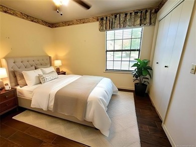 LONGTOWN ESTATES HOME WITH ACCESS TO THE WATER! Come home to - photo 49
