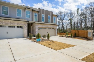 Glen Emerald Lake Home For Sale in Atlanta Georgia