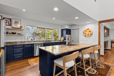 Welcome to 75 Lake Dornoch, an architectural masterpiece - photo 12