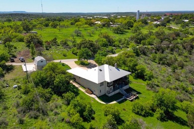 Luxurious Retreat Overlooking Lake Marble Falls Awaits You! - photo 5