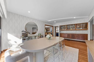 Welcome to 75 Lake Dornoch, an architectural masterpiece - photo 16