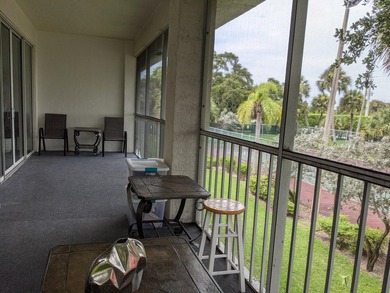 Gorgeous! Experience five star luxury living! 2nd floor (top - photo 19