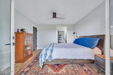 Stylishly updated and move-in ready, this second-floor - photo 21