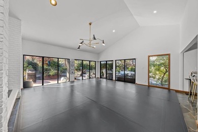 Welcome to 75 Lake Dornoch, an architectural masterpiece - photo 35
