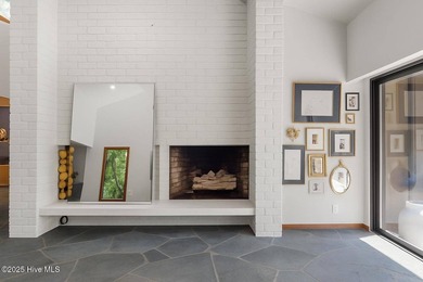 Welcome to 75 Lake Dornoch, an architectural masterpiece - photo 39